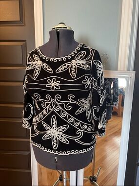 Black Crew Neck Sweater with White Embroidered Floral Design